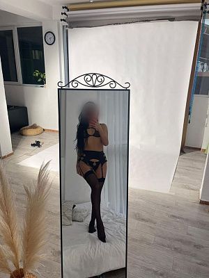 Маша — эротические фото